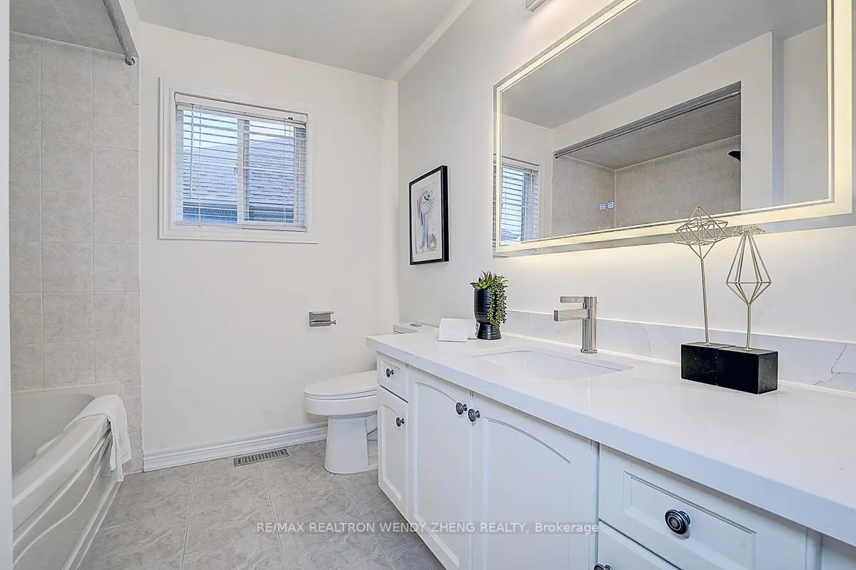 Photo 39 of 16 Hartwell Way, Aurora, Bayview Northeast — HOMEH