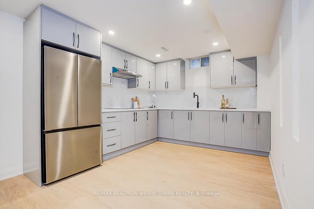 Photo 42 of 16 Hartwell Way, Aurora, Bayview Northeast — HOMEH