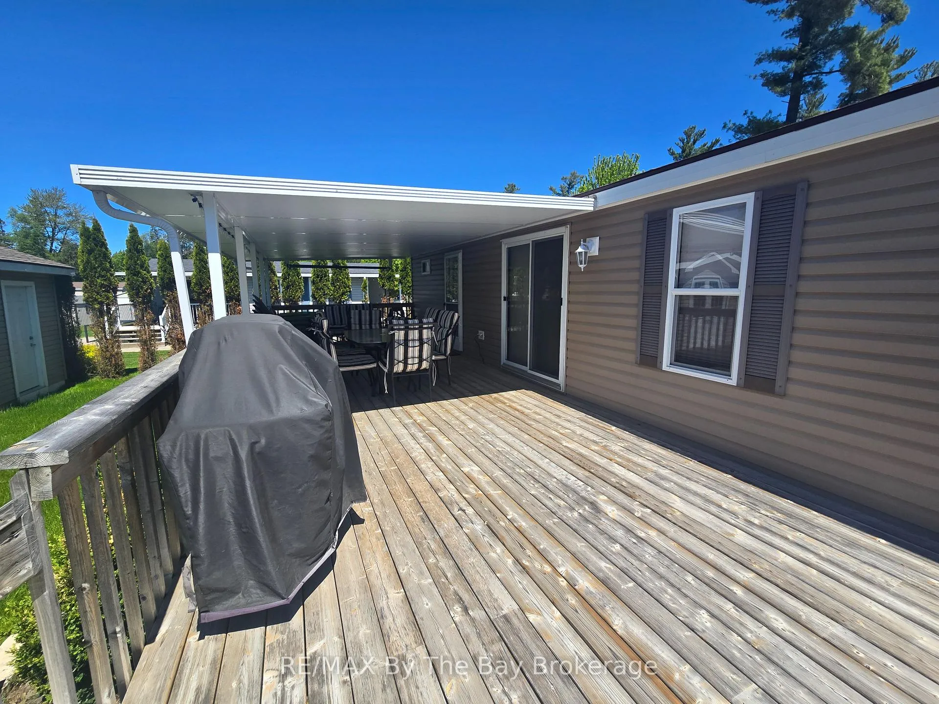 Photo 14 of 18 Kenora Trail, Wasaga Beach — HOMEH
