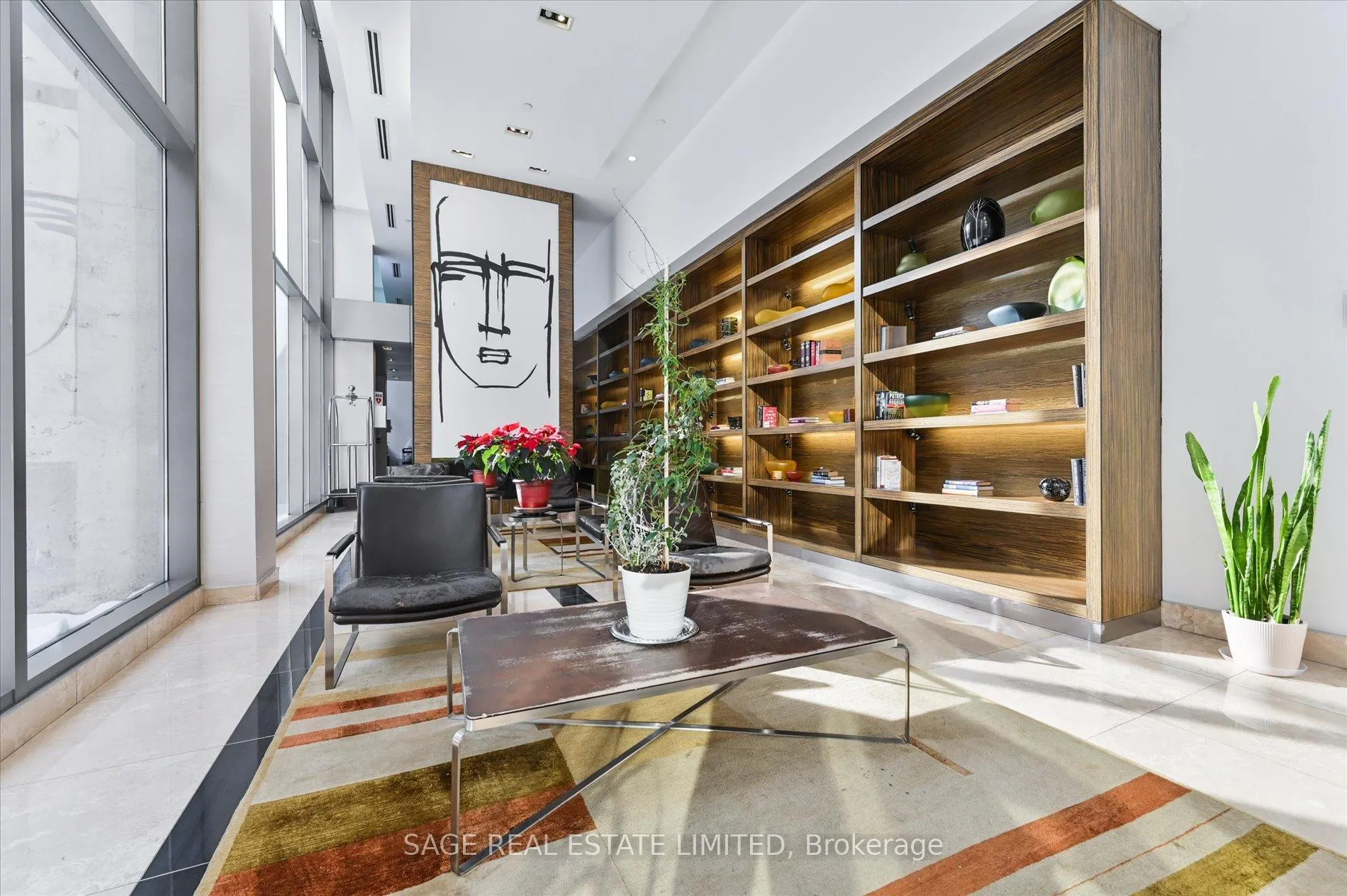 Photo 2 of Unit 902, 38 Grenville Street, Toronto, Bay Street Corridor — HOMEH