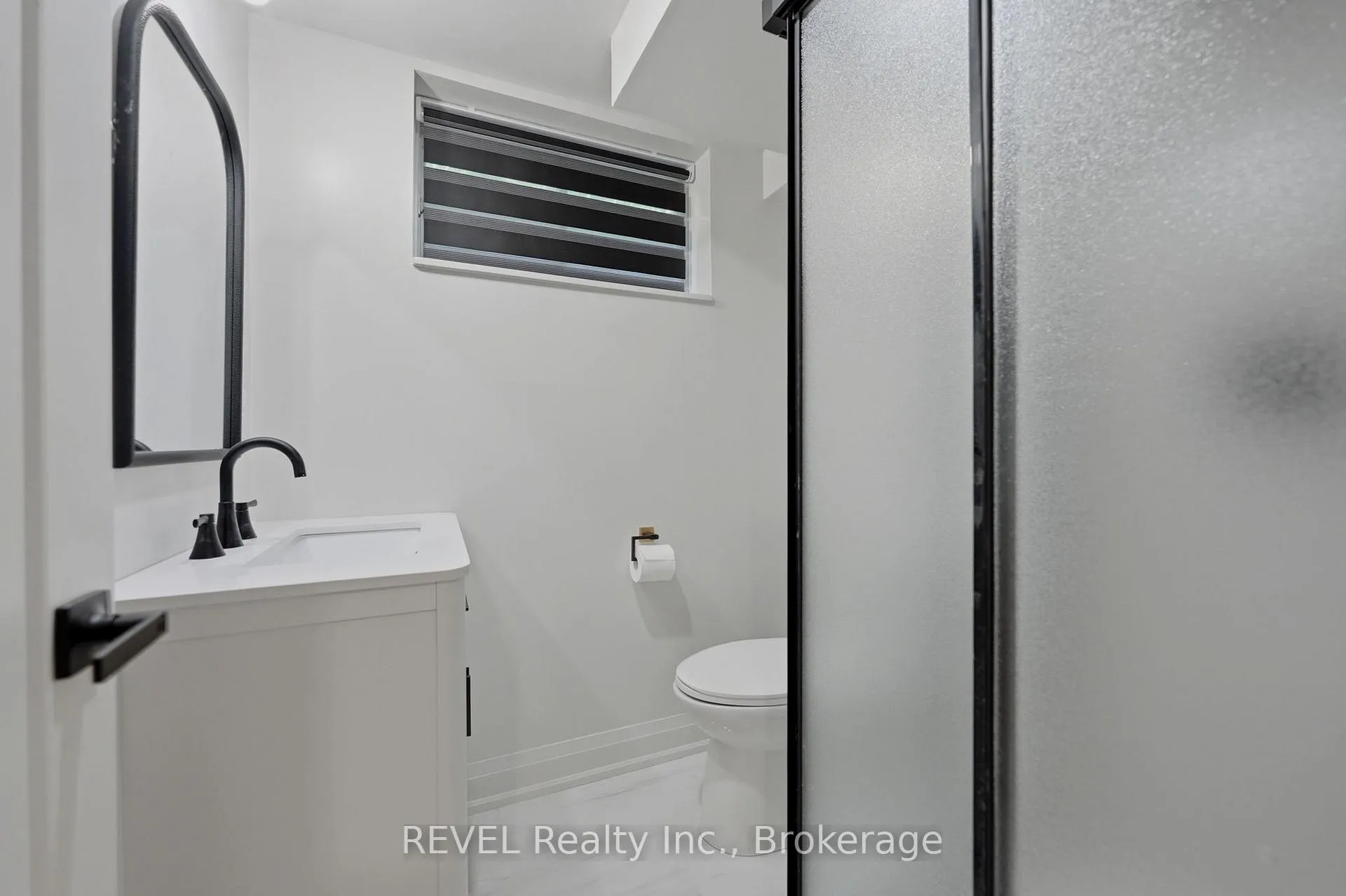 Photo 37 of 15 Macintosh Crescent, St. Catharines, Martindale Pond — HOMEH