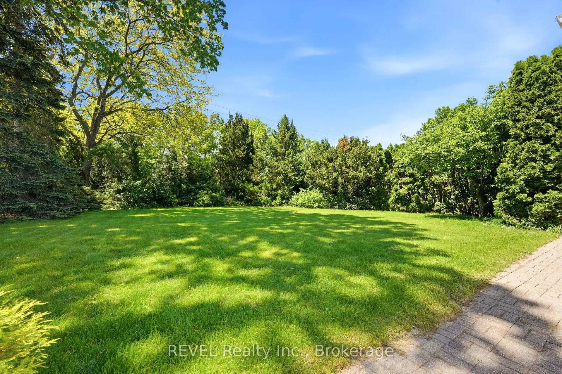 Photo 43 of 15 Macintosh Crescent, St. Catharines, Martindale Pond — HOMEH