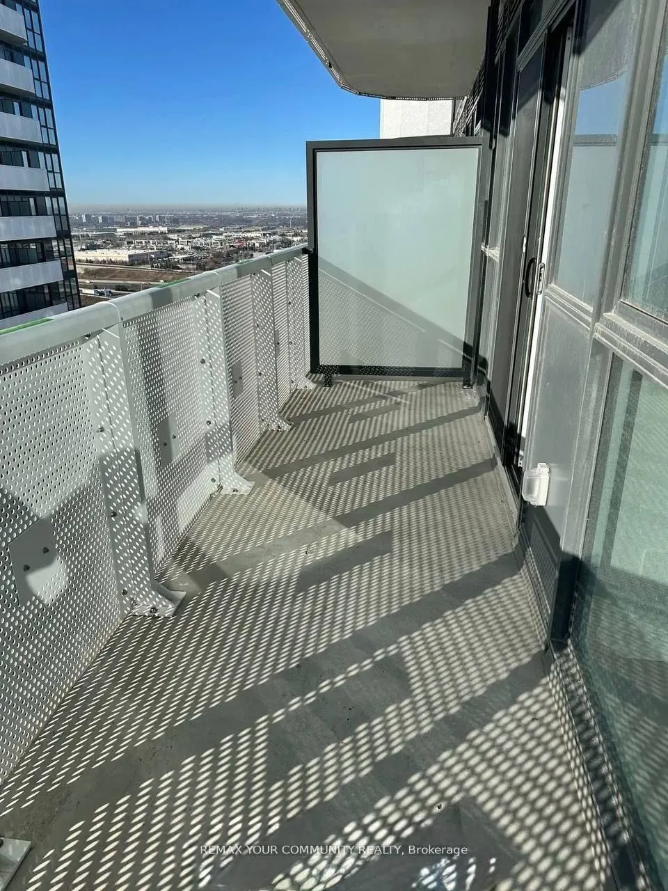 Photo 10 of Unit 4503, 225 Commerce Street, Vaughan, Vaughan Corporate Centre — HOMEH