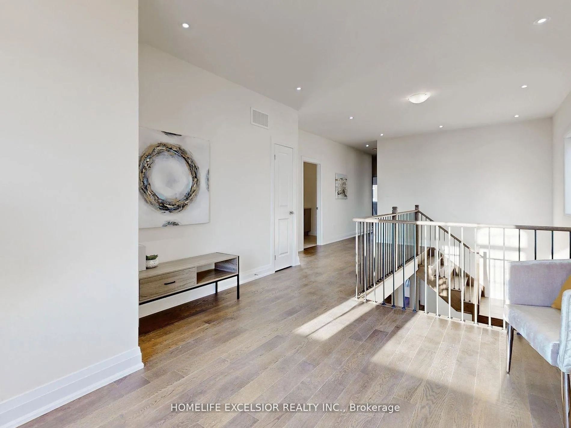 Photo 23 of 19 Aida Place, Richmond Hill, Oak Ridges — HOMEH