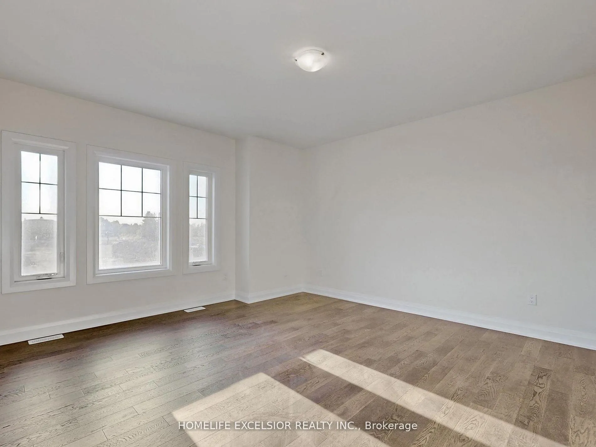 Photo 32 of 19 Aida Place, Richmond Hill, Oak Ridges — HOMEH