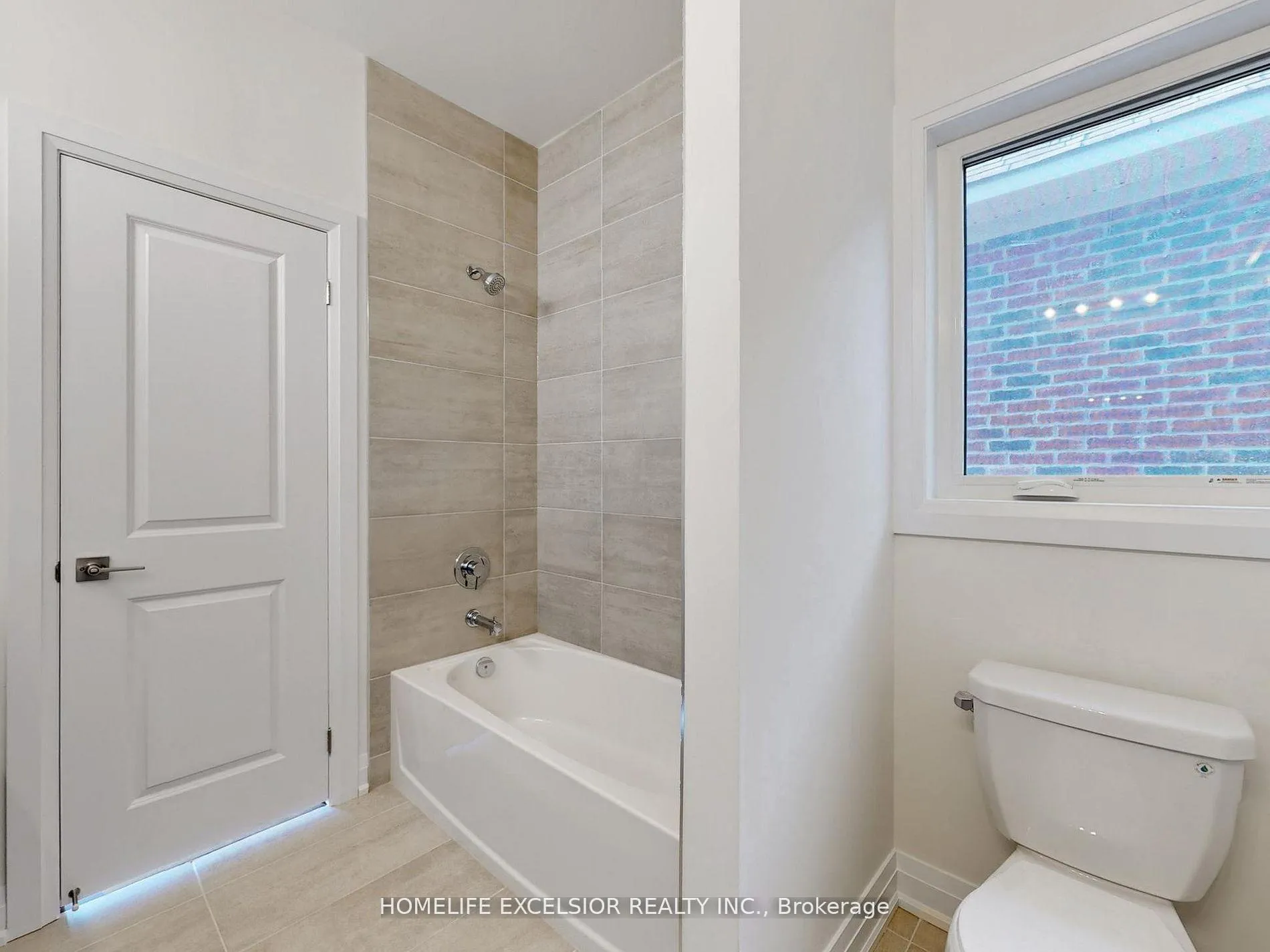 Photo 37 of 19 Aida Place, Richmond Hill, Oak Ridges — HOMEH