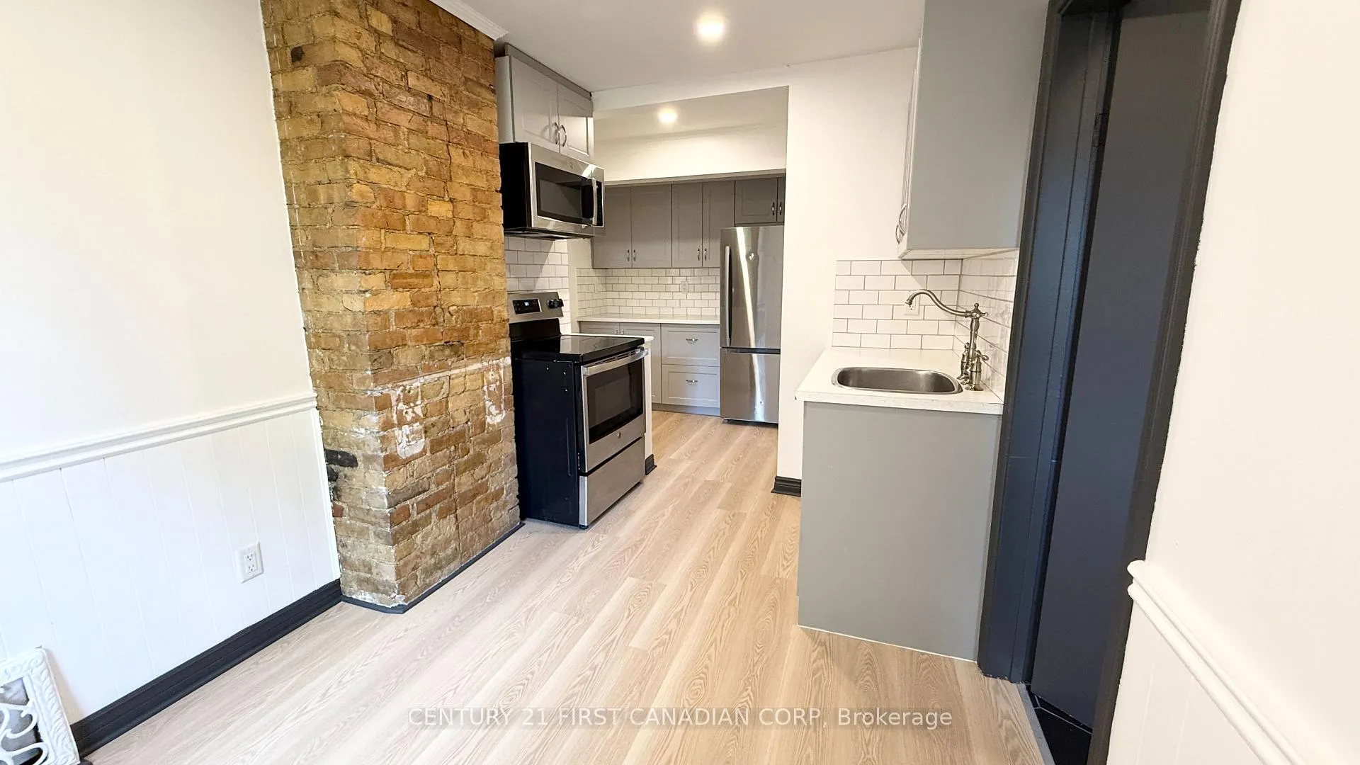 Photo 11 of 353 Central Avenue, London, East F — HOMEH