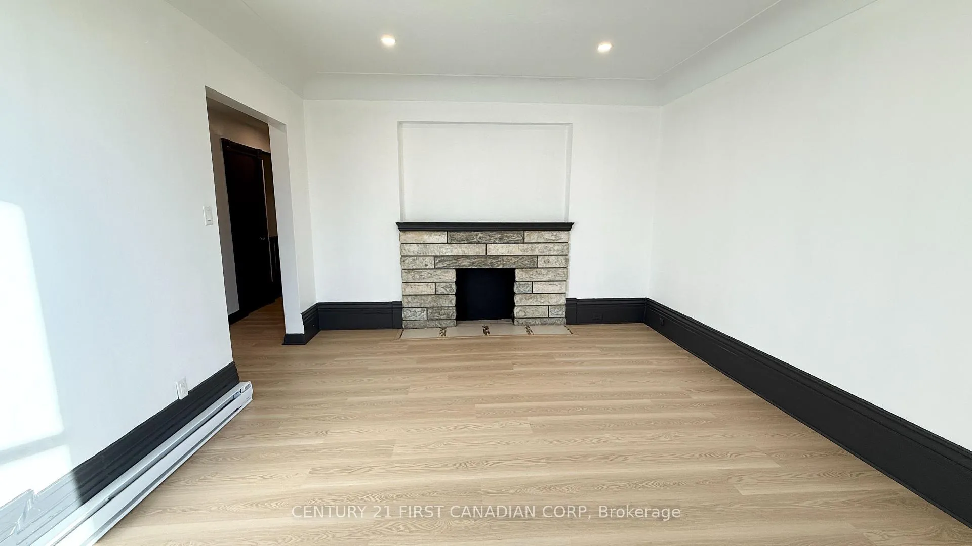 Photo 13 of 353 Central Avenue, London, East F — HOMEH