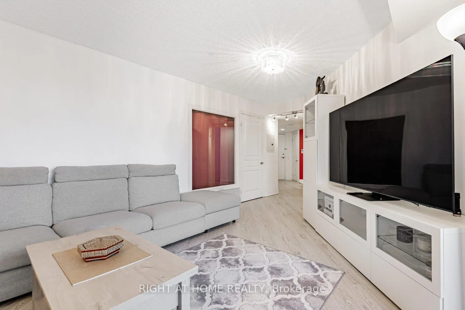 Photo 11 of Unit 1429, 15 Northtown Way, North York, Willowdale East — HOMEH