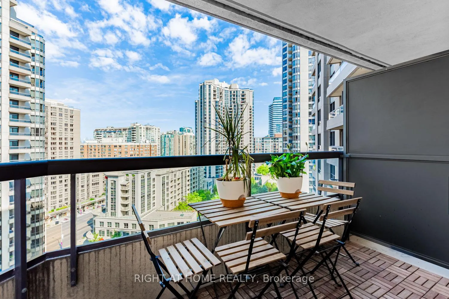 Photo 24 of Unit 1429, 15 Northtown Way, North York, Willowdale East — HOMEH