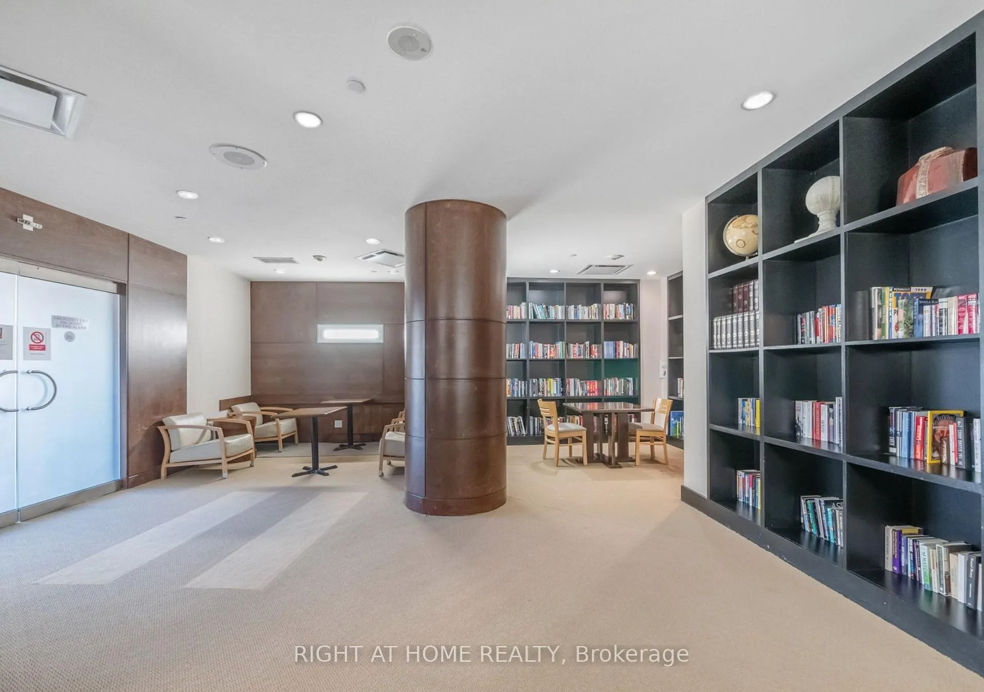 Photo 31 of Unit 1429, 15 Northtown Way, North York, Willowdale East — HOMEH