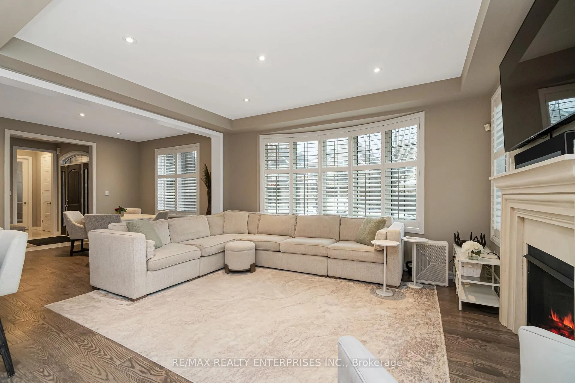 Photo 8 of 355 Wisteria Way, Oakville, Glenorchy — HOMEH