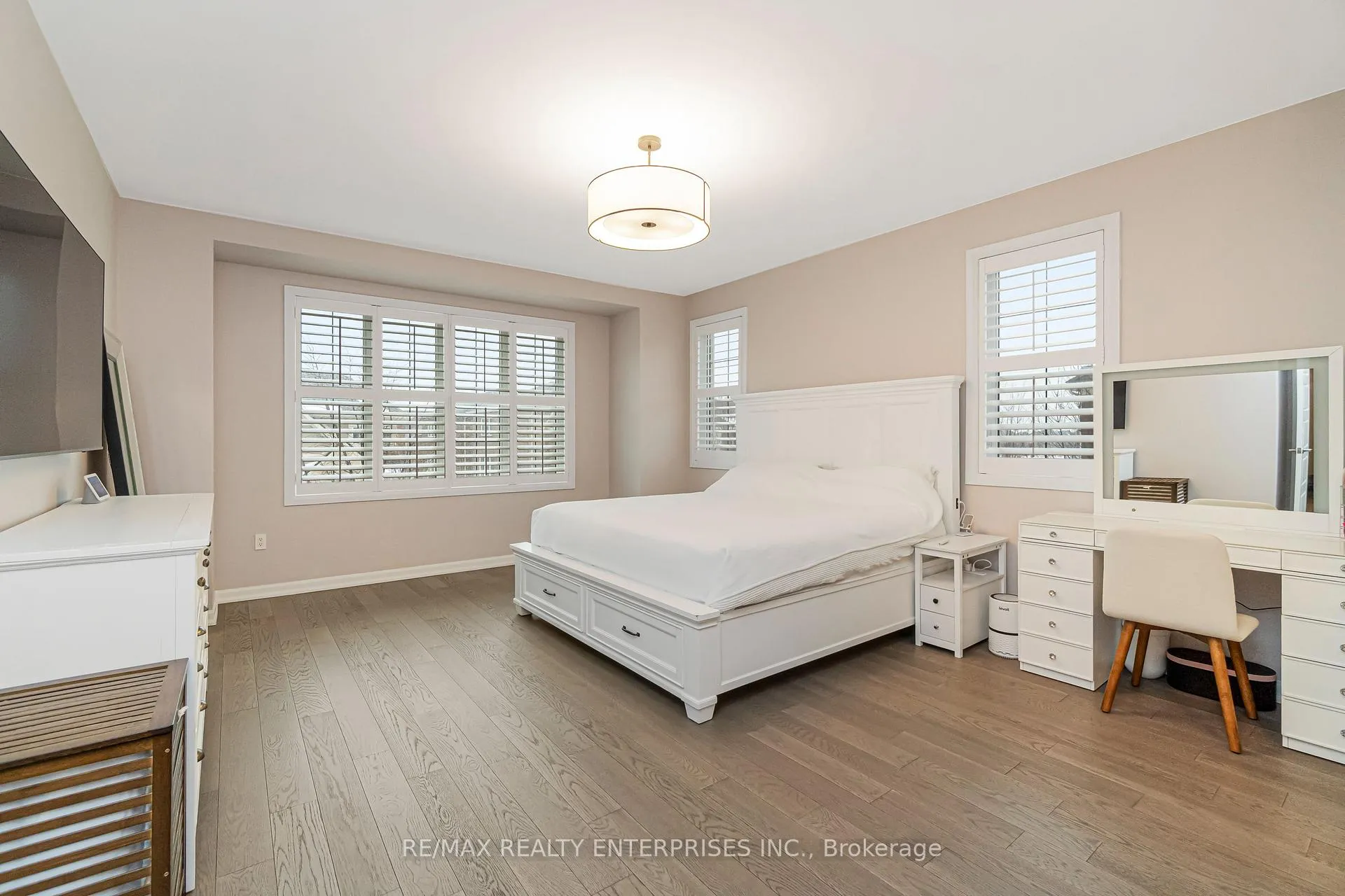 Photo 19 of 355 Wisteria Way, Oakville, Glenorchy — HOMEH