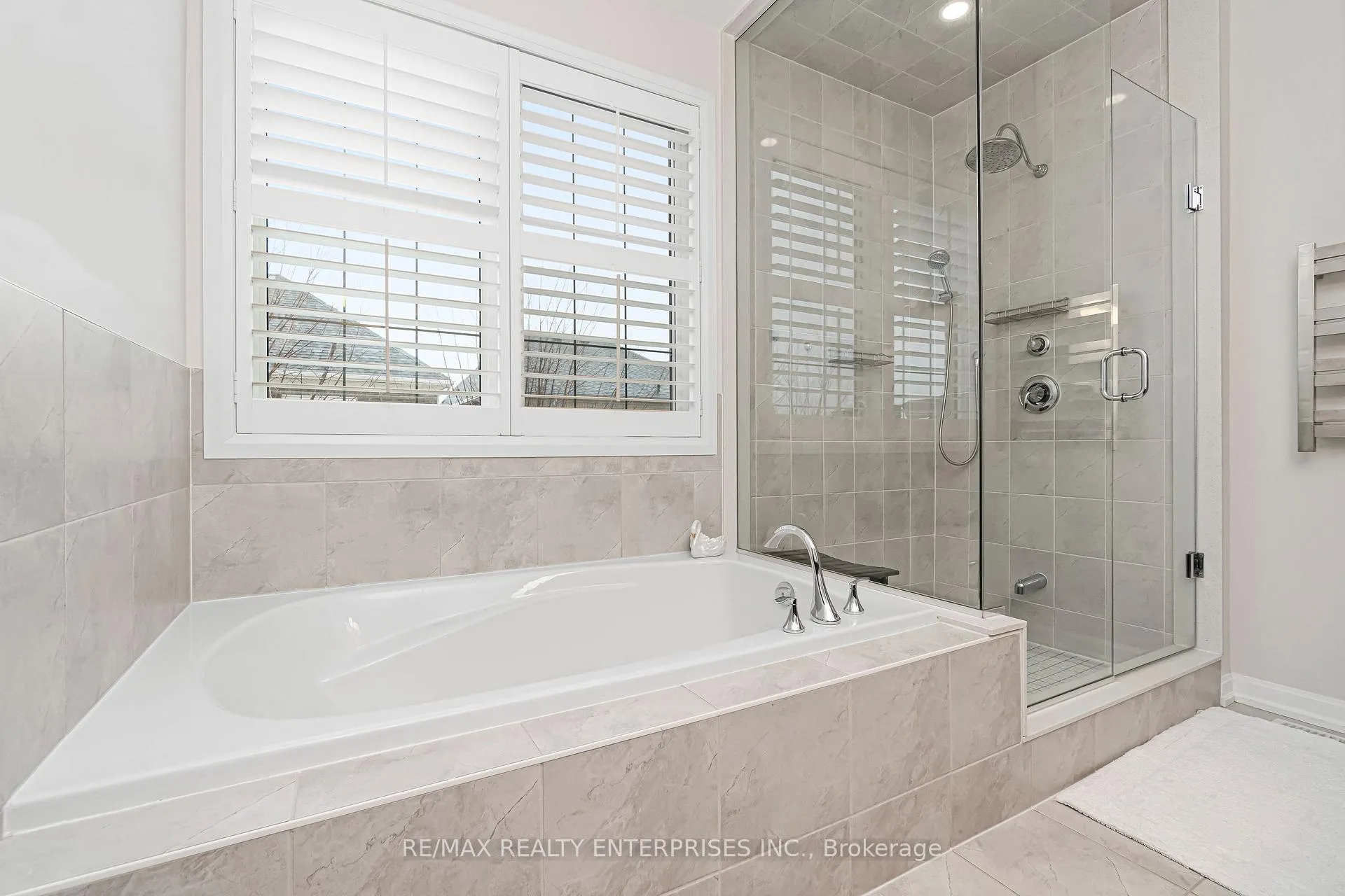 Photo 22 of 355 Wisteria Way, Oakville, Glenorchy — HOMEH