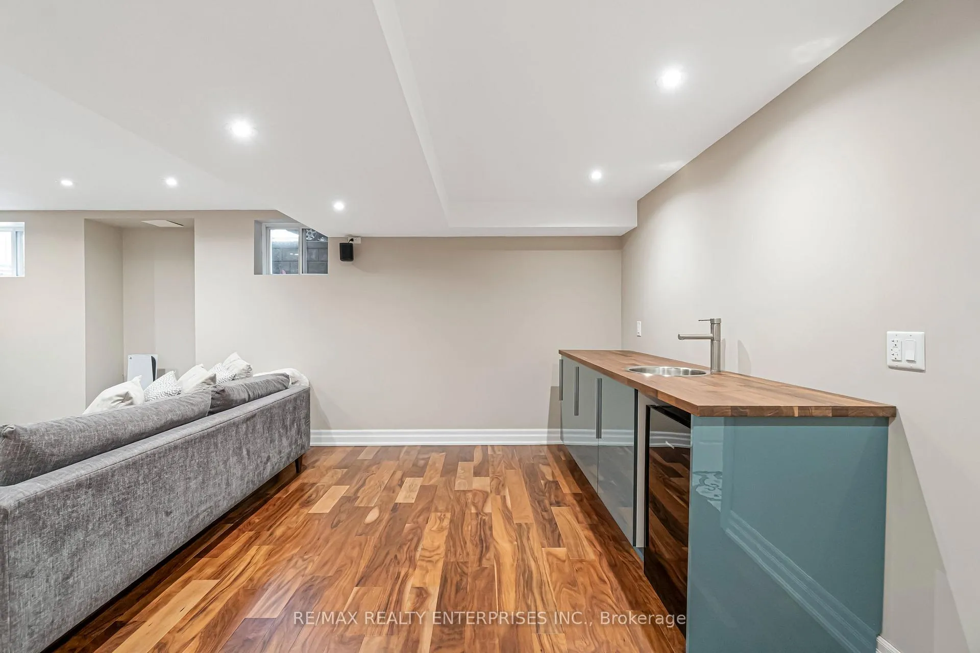 Photo 37 of 355 Wisteria Way, Oakville, Glenorchy — HOMEH