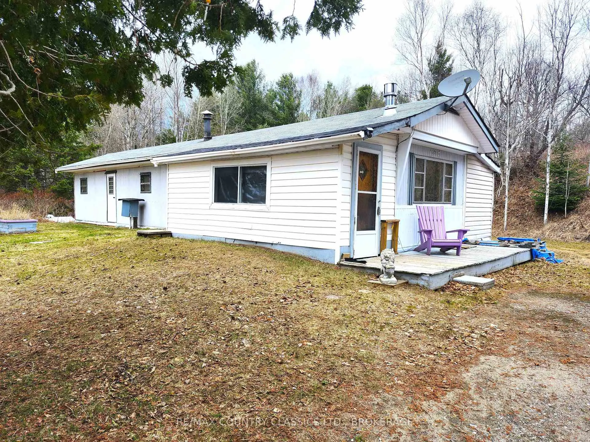 Photo 1 of 605 Slate Falls Road, Addington Highlands — HOMEH
