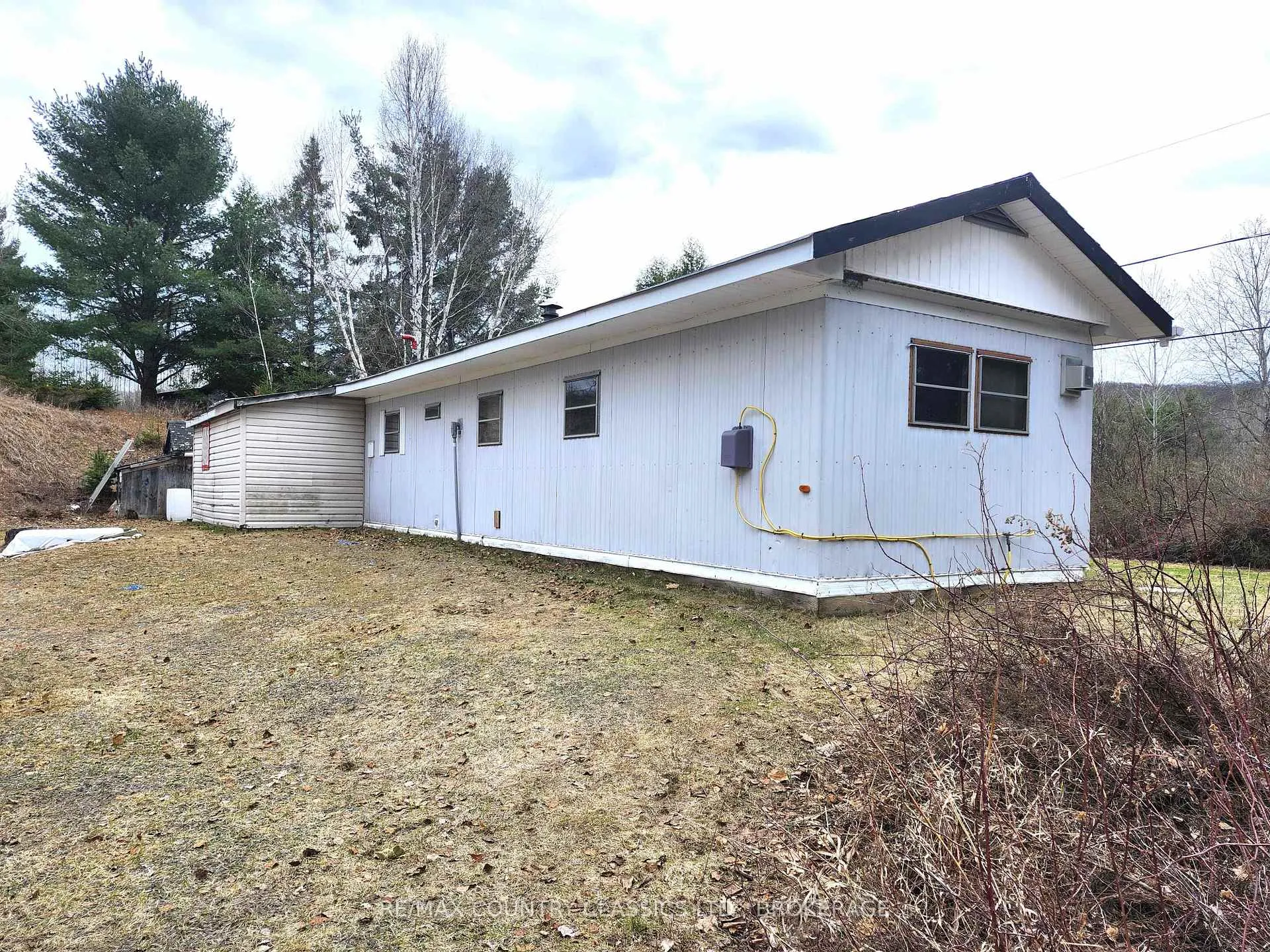 Photo 19 of 605 Slate Falls Road, Addington Highlands — HOMEH