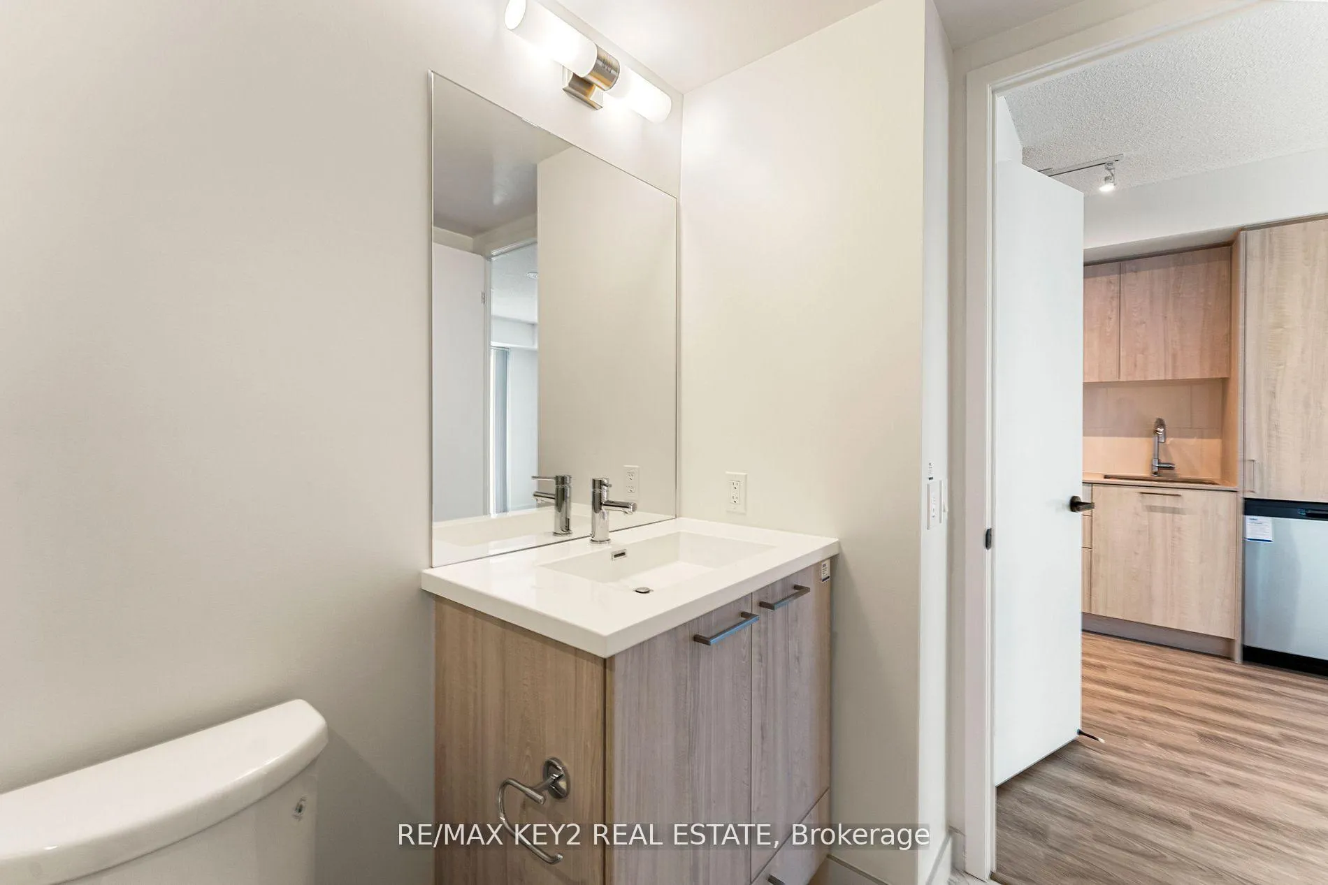 Photo 9 of Unit 2602, 195 Commerce Street, Vaughan, Vaughan Corporate Centre — HOMEH