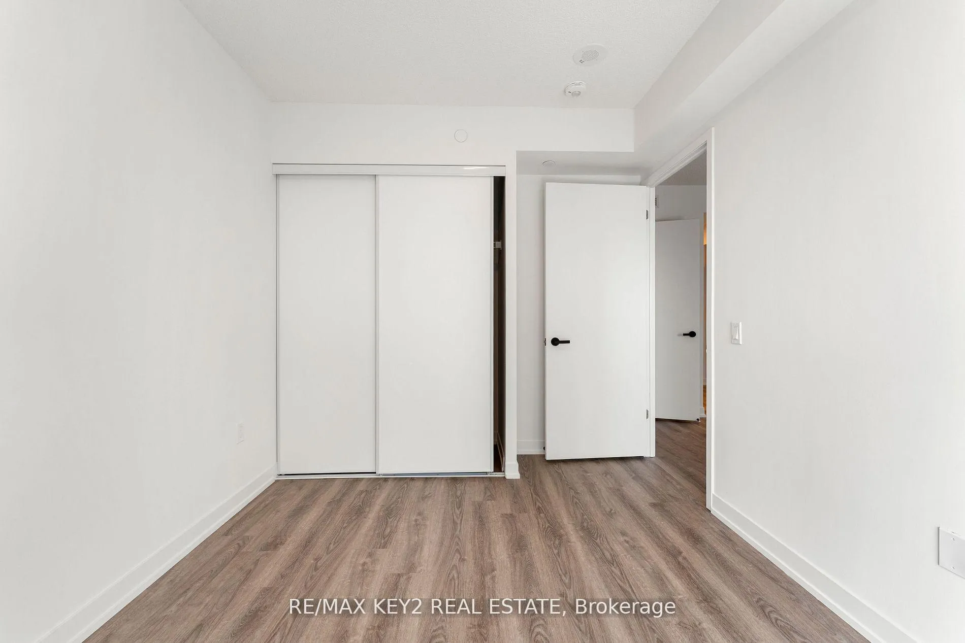Photo 11 of Unit 2602, 195 Commerce Street, Vaughan, Vaughan Corporate Centre — HOMEH