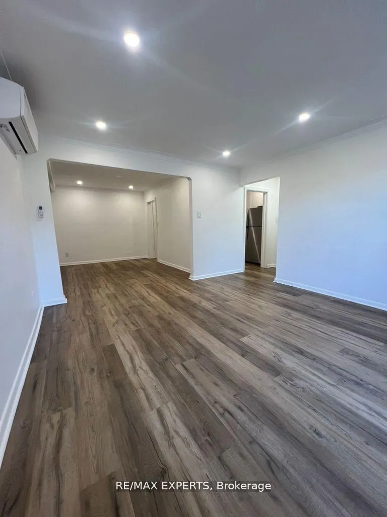 Photo 4 of Unit 2, 101 Kenwood Avenue, Toronto, Humewood-Cedarvale — HOMEH