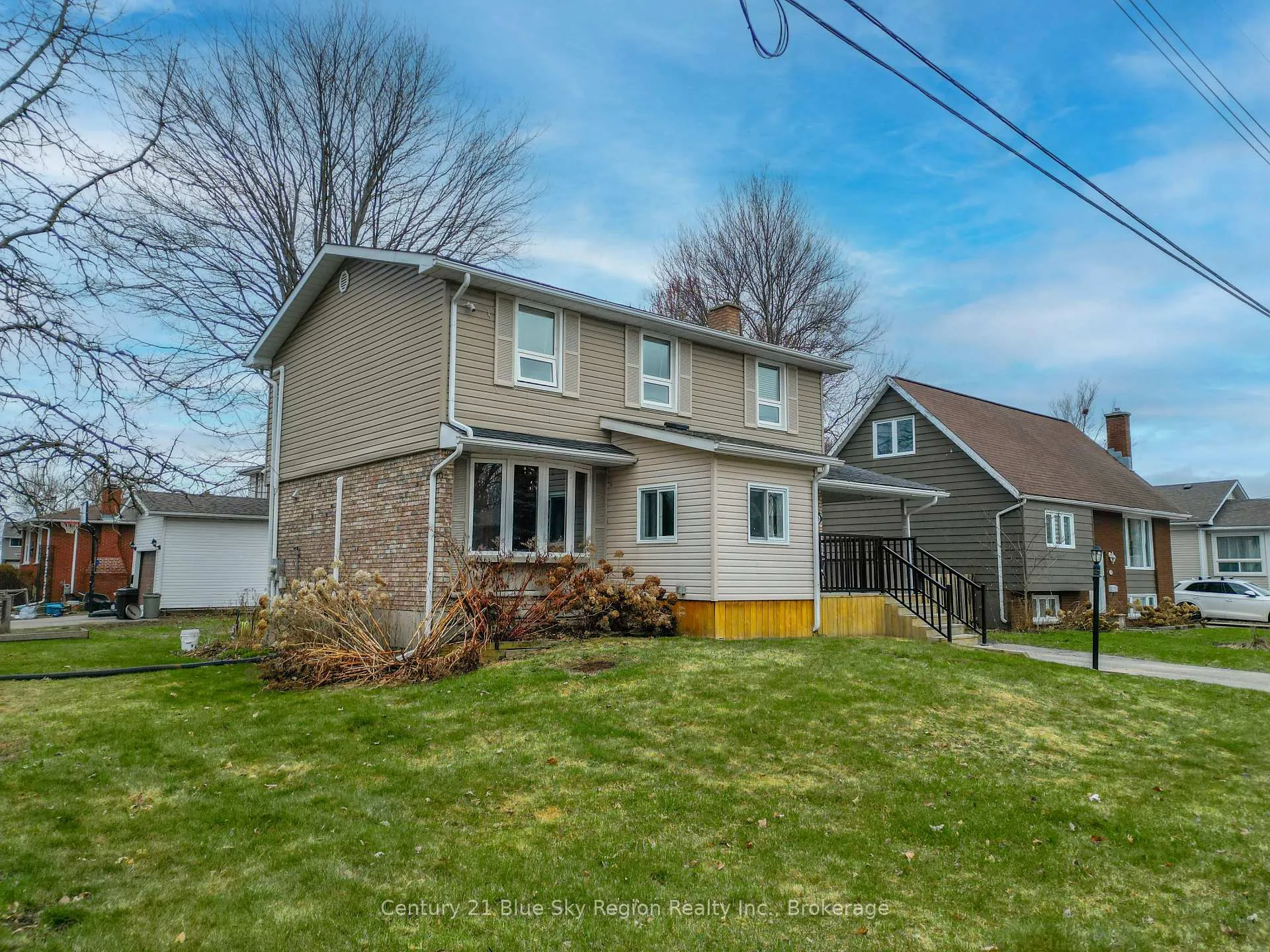 Photo 1 of 25 Rowe Avenue, North Bay, Ferris — HOMEH