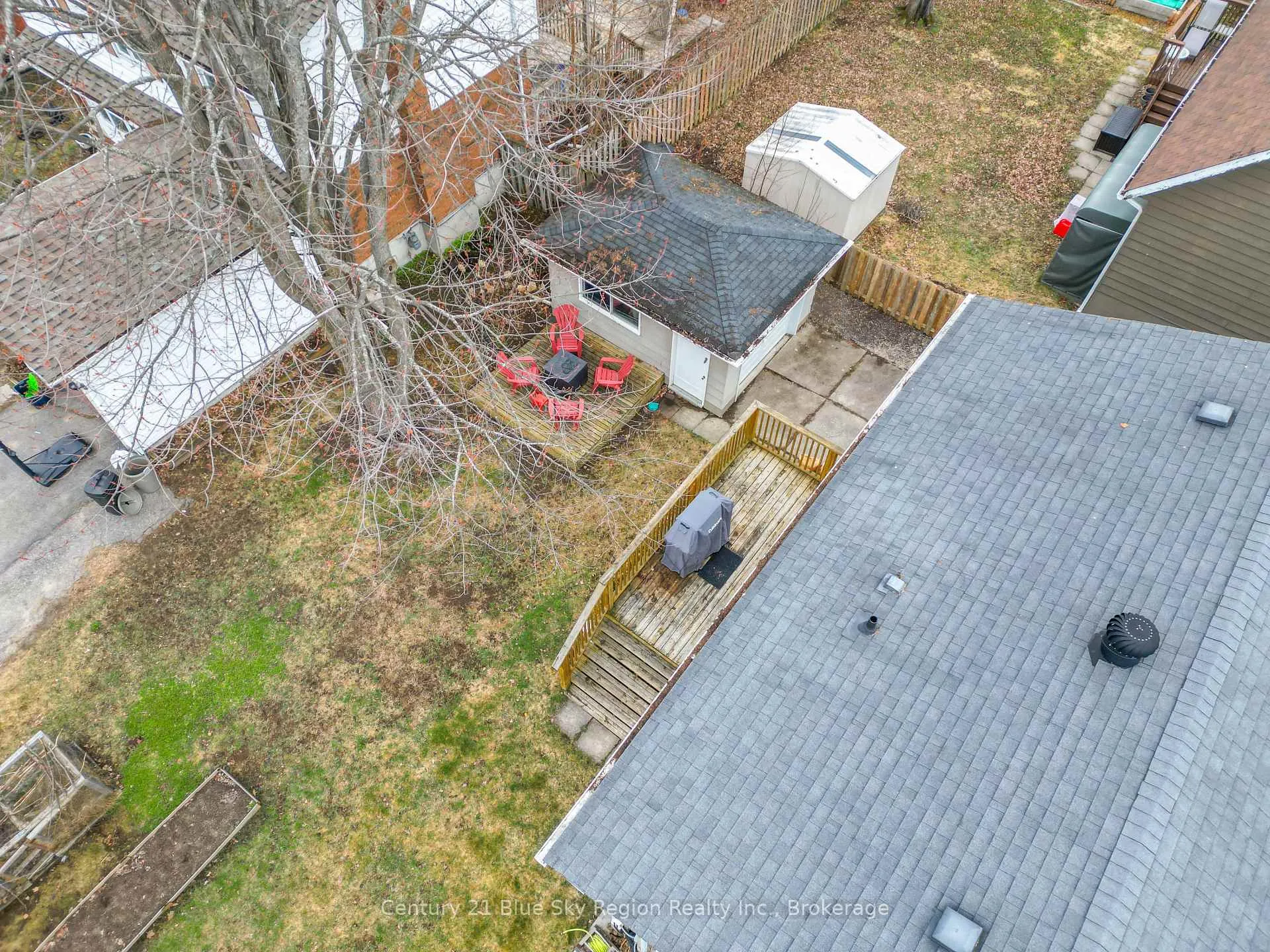 Photo 14 of 25 Rowe Avenue, North Bay, Ferris — HOMEH