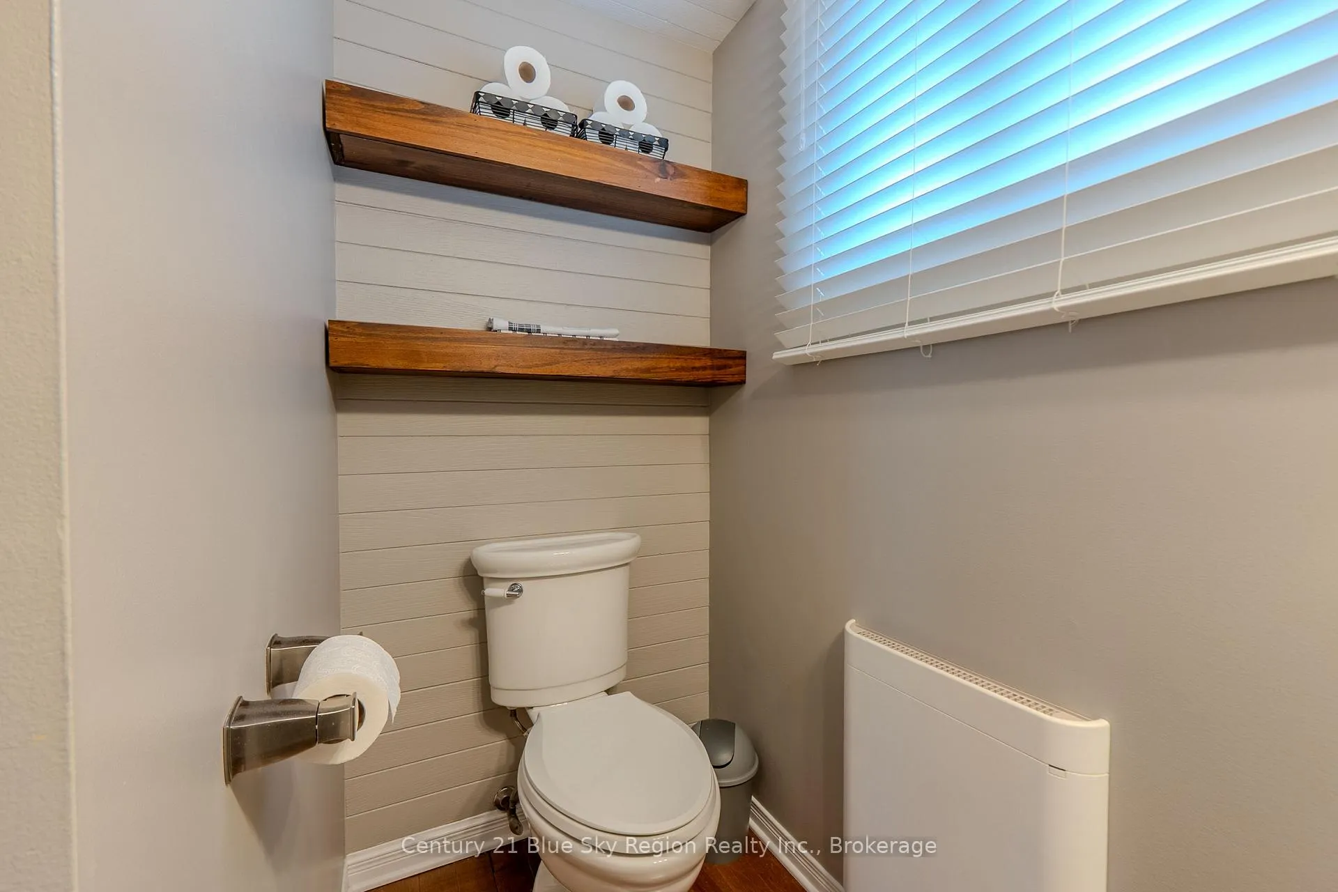 Photo 32 of 25 Rowe Avenue, North Bay, Ferris — HOMEH