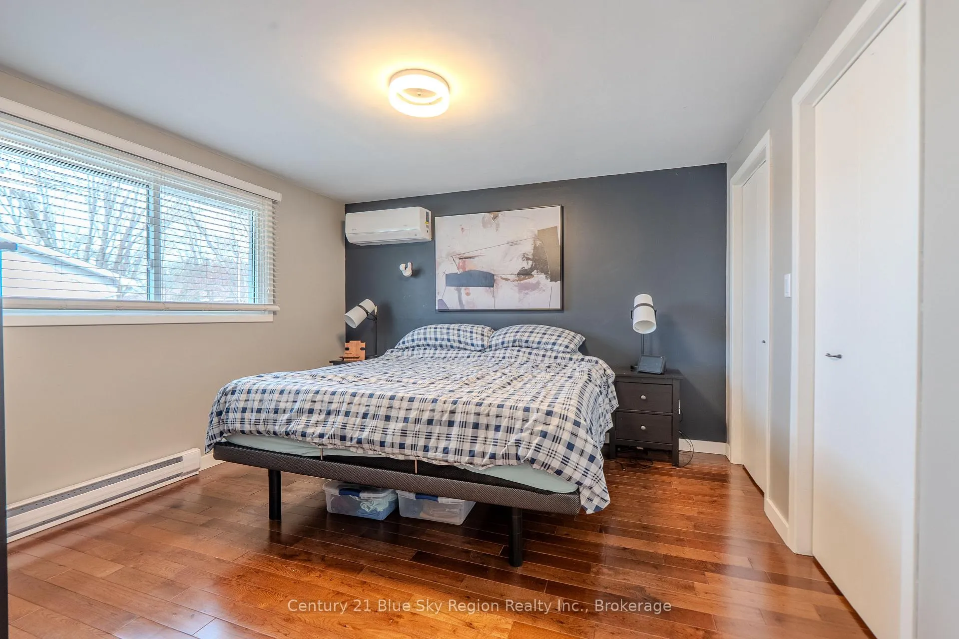 Photo 34 of 25 Rowe Avenue, North Bay, Ferris — HOMEH