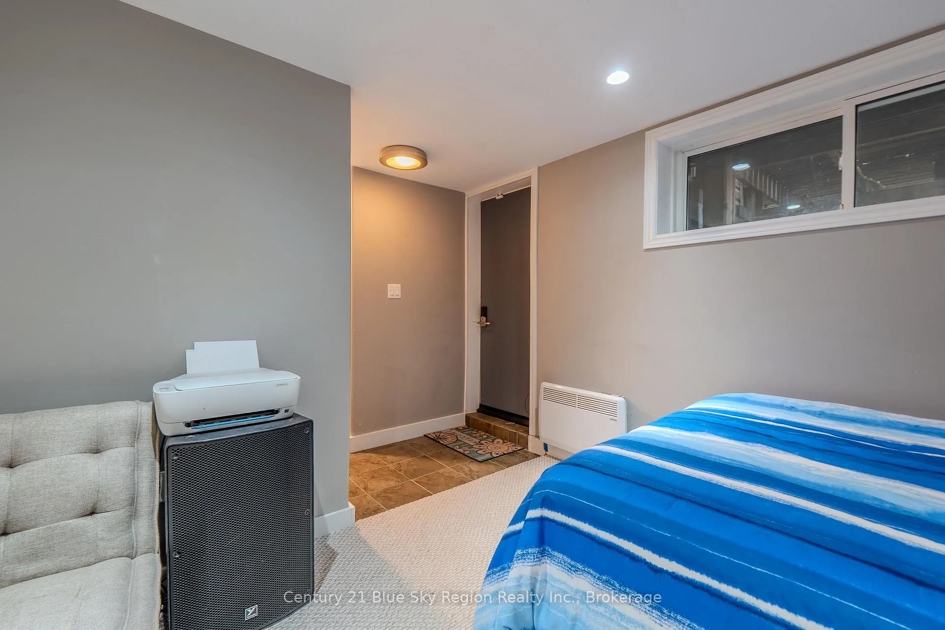 Photo 45 of 25 Rowe Avenue, North Bay, Ferris — HOMEH