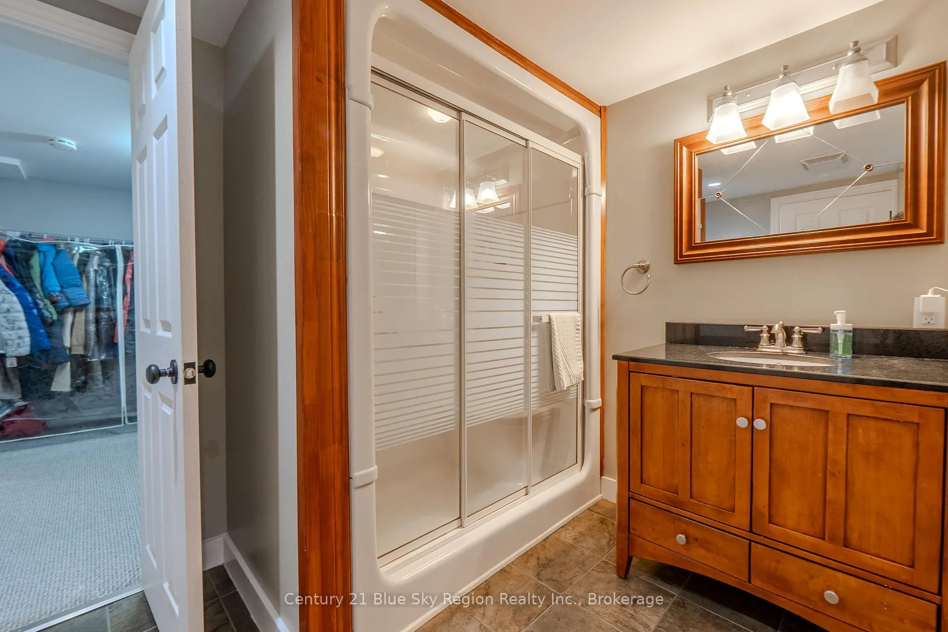 Photo 48 of 25 Rowe Avenue, North Bay, Ferris — HOMEH