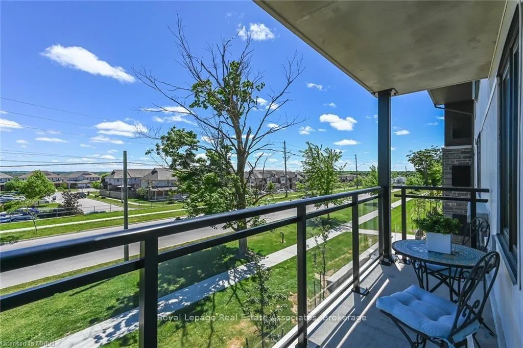 Photo 14 of Unit 302, 108 Summit Ridge Drive, Guelph, Grange Road — HOMEH