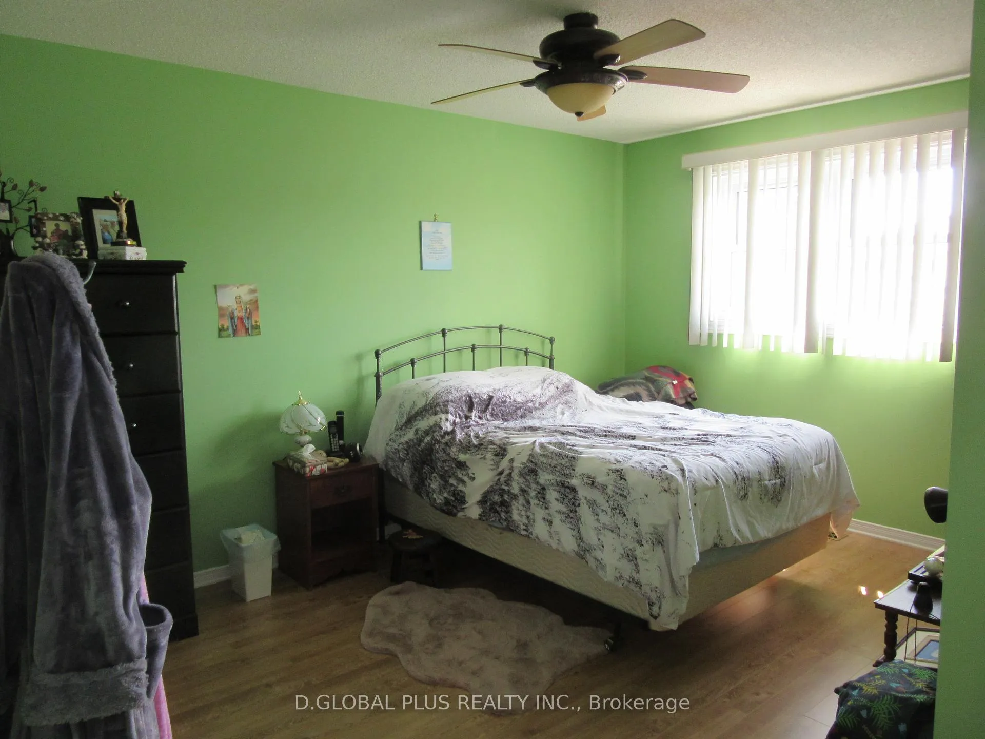 Photo 6 of 121 Hemlock Crescent N, Cornwall — HOMEH