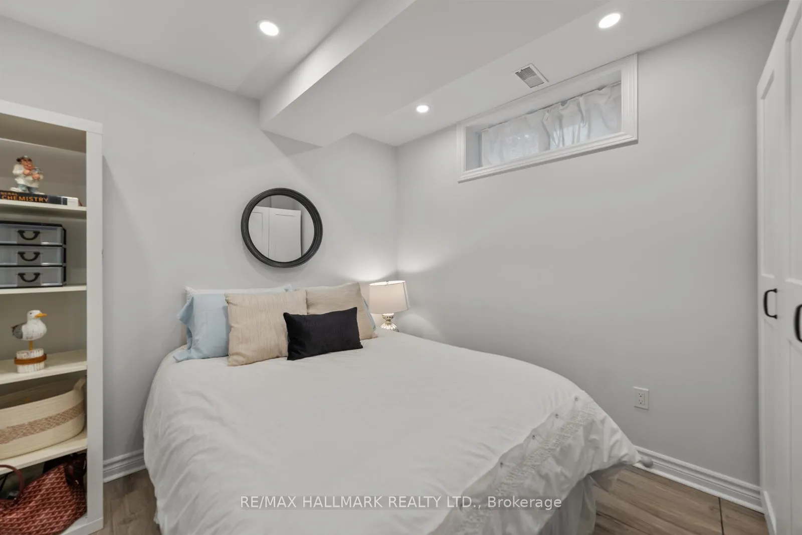 Photo 34 of 146 Roslin Avenue, Toronto, Lawrence Park North — HOMEH