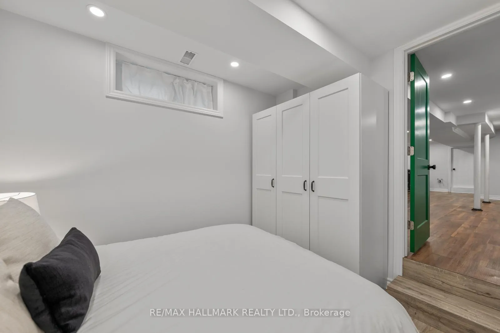 Photo 35 of 146 Roslin Avenue, Toronto, Lawrence Park North — HOMEH