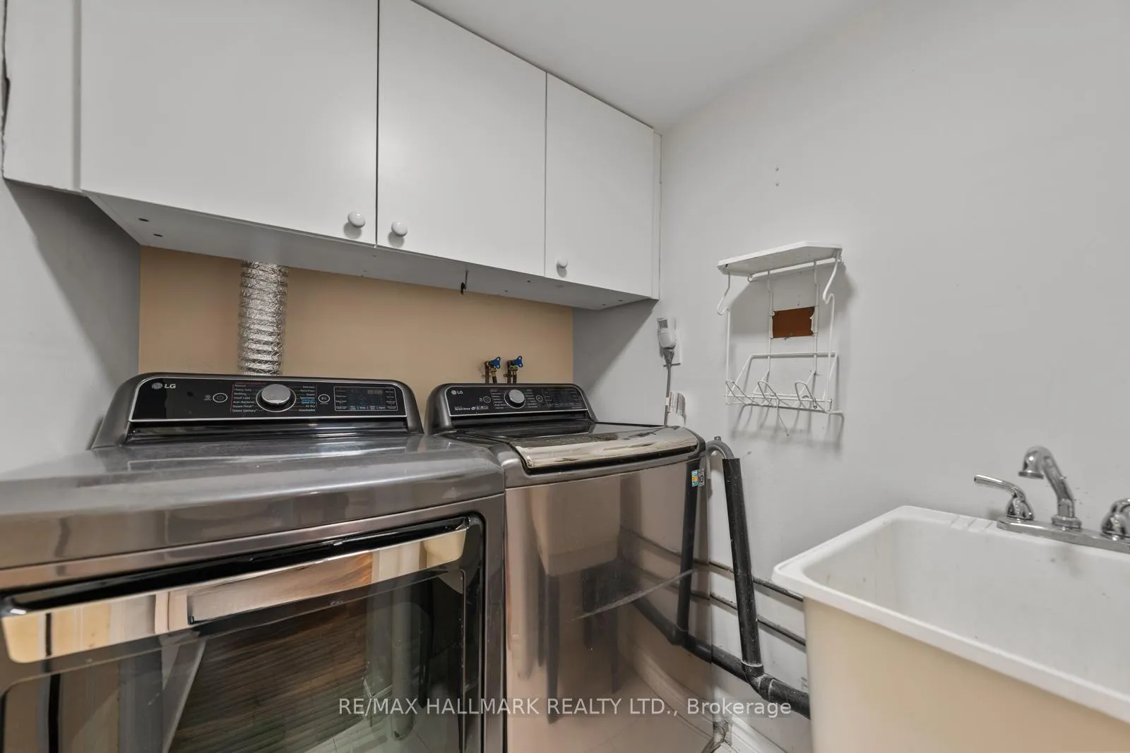 Photo 37 of 146 Roslin Avenue, Toronto, Lawrence Park North — HOMEH