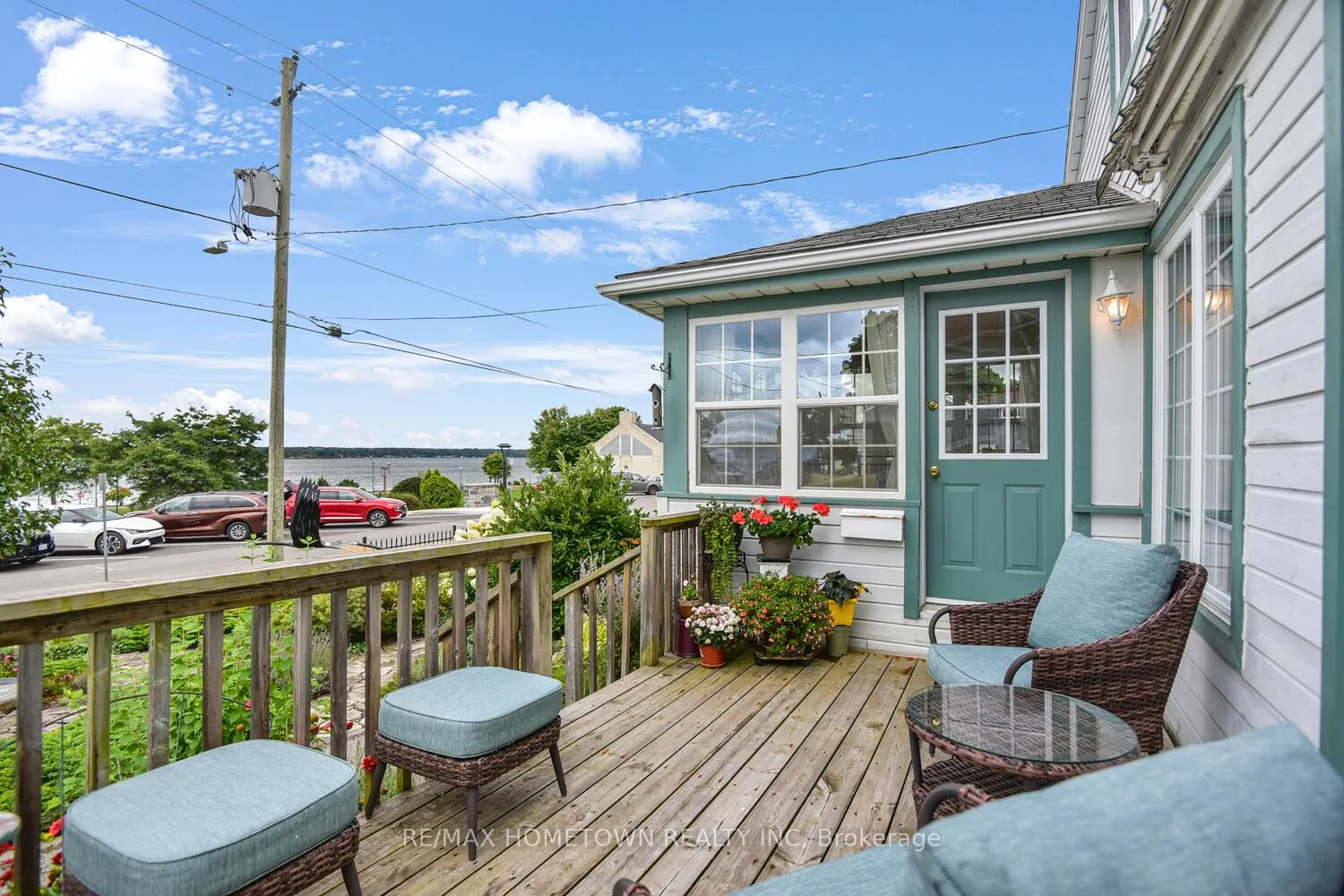Photo 9 of 92 Water Street E, Brockville — HOMEH