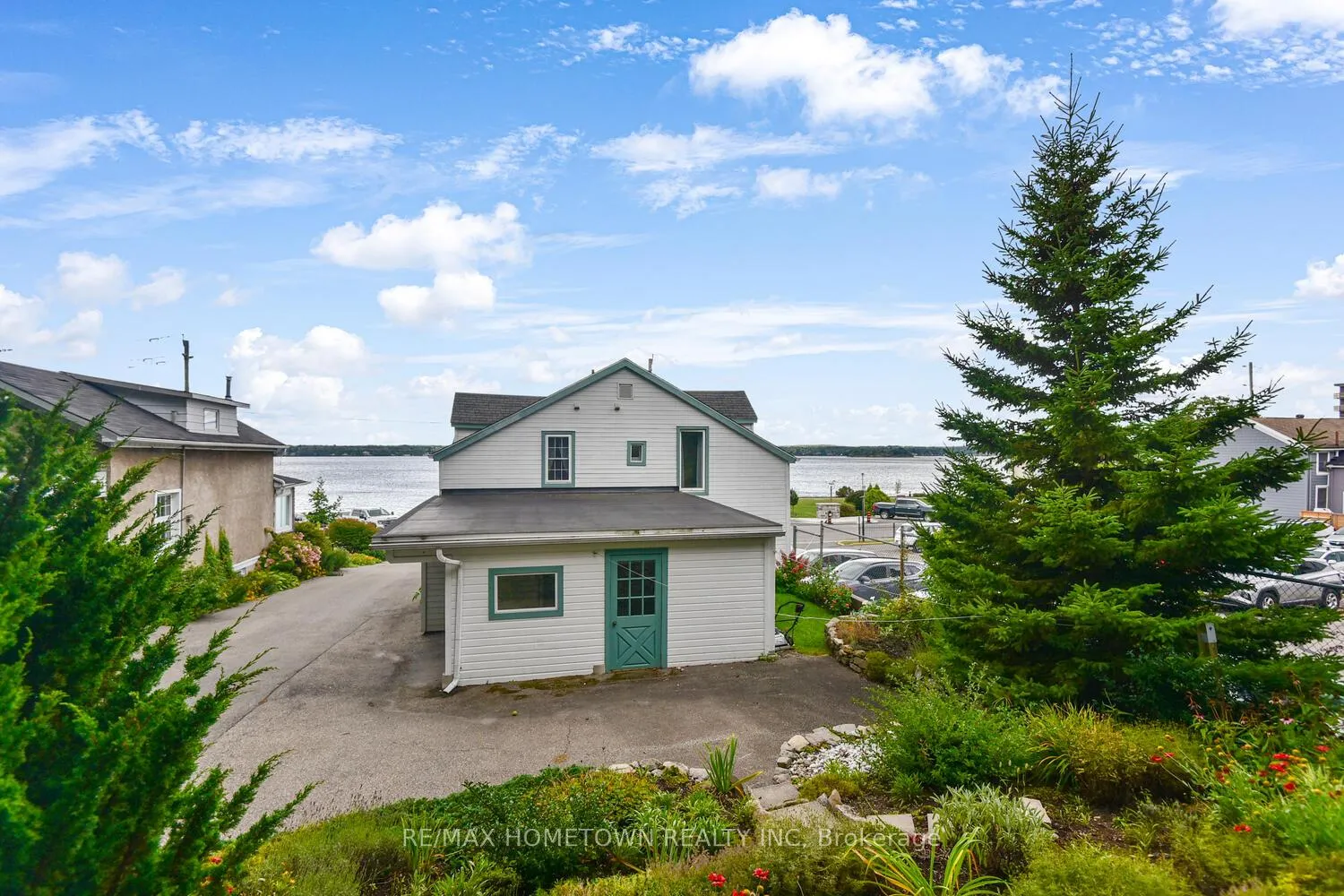 Photo 43 of 92 Water Street E, Brockville — HOMEH