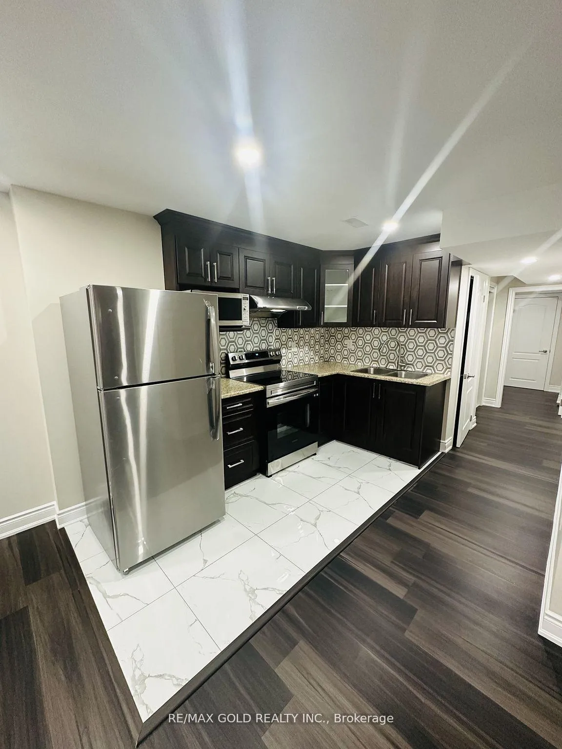 Photo 6 of 305 Sedgewood Street, Kitchener — HOMEH