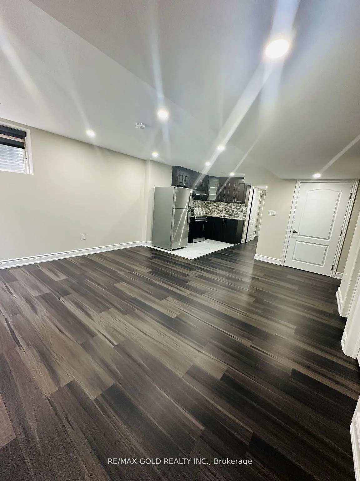 Photo 7 of 305 Sedgewood Street, Kitchener — HOMEH