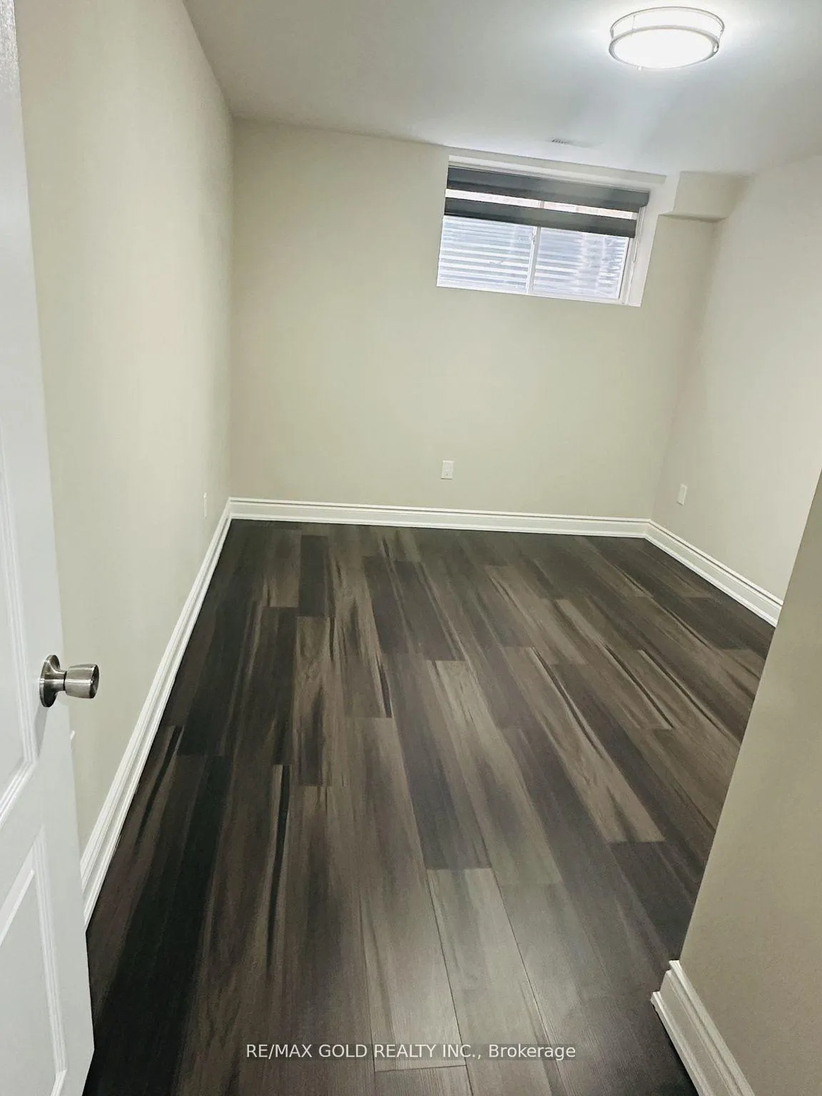 Photo 9 of 305 Sedgewood Street, Kitchener — HOMEH