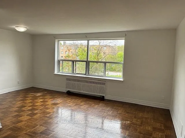 Photo 5 of Unit 114, 2 Newholm Road, Etobicoke, Stonegate-Queensway — HOMEH