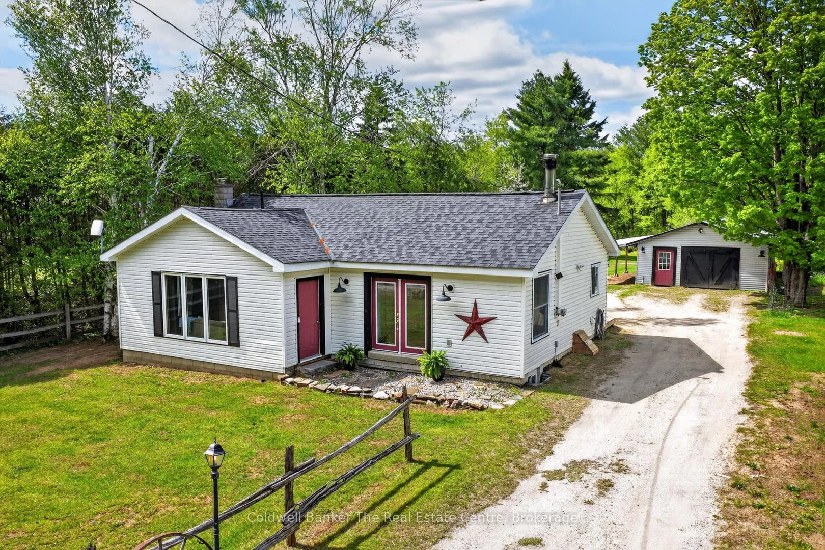 Photo 1 of 1635 Germania Road, Bracebridge, Draper — HOMEH