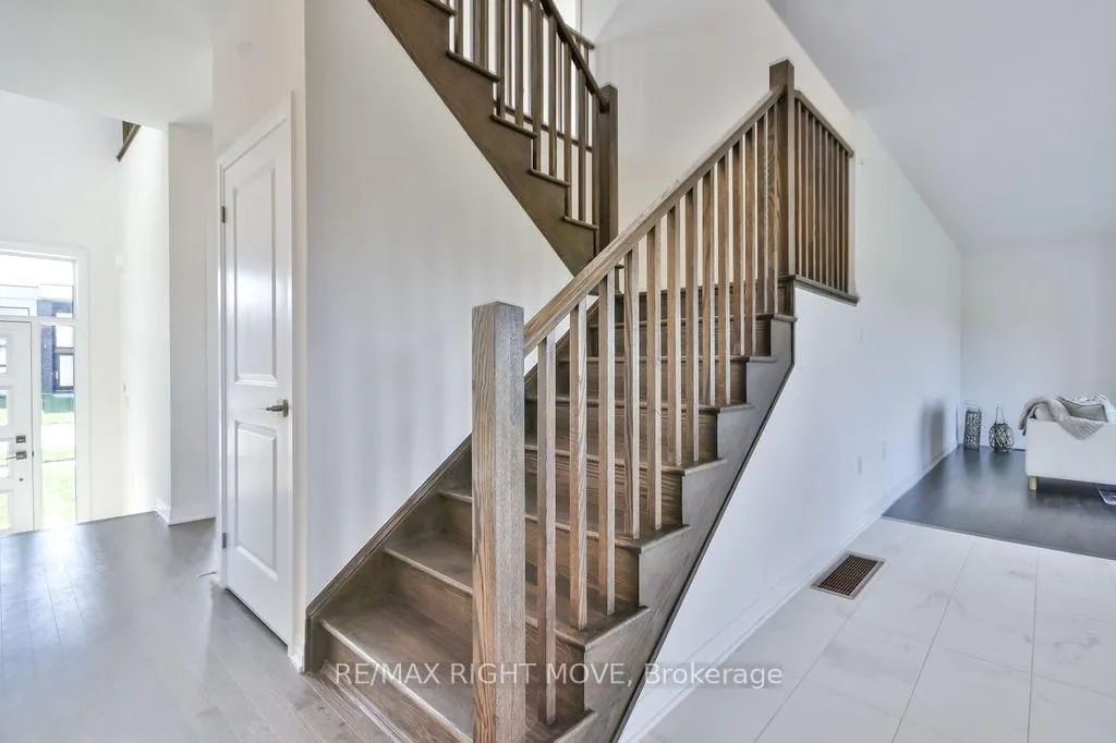 Photo 15 of 3721 Quayside Drive, Severn, West Shore — HOMEH