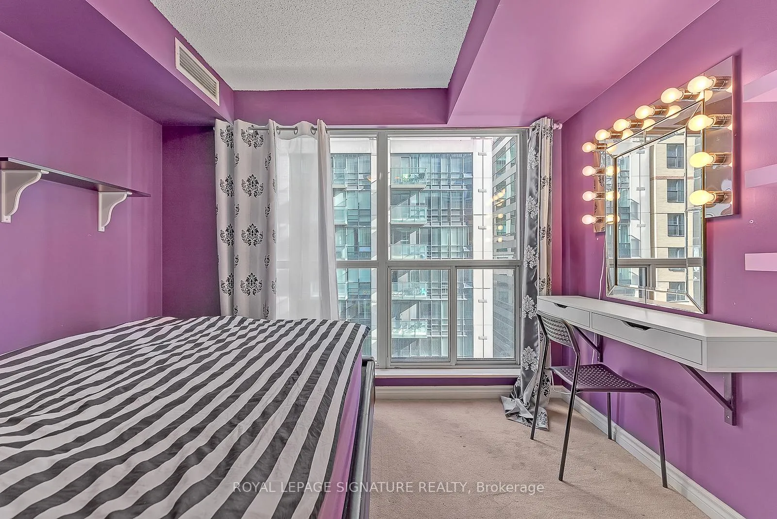 Photo 11 of Unit 710, 270 Wellington Street W, Toronto, Waterfront Communities — HOMEH