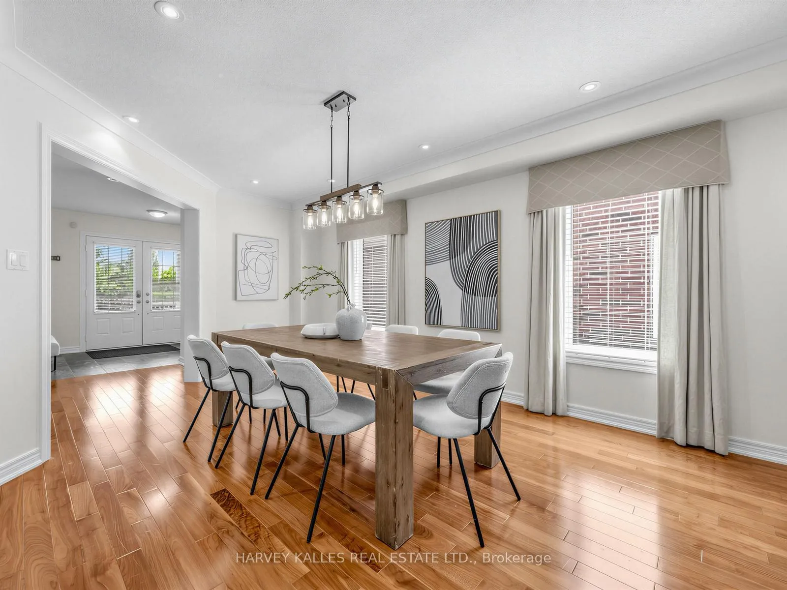 Photo 3 of 1636 Glenbourne Drive, Oshawa, Pinecrest — HOMEH