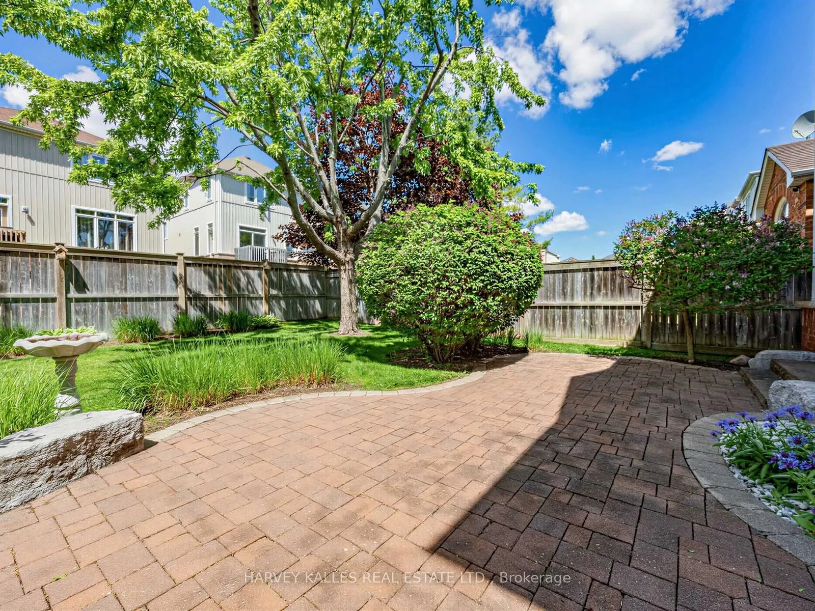 Photo 21 of 1636 Glenbourne Drive, Oshawa, Pinecrest — HOMEH