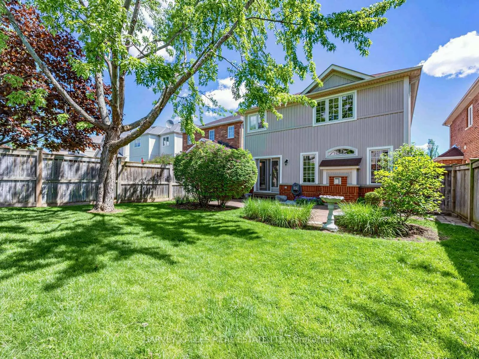 Photo 22 of 1636 Glenbourne Drive, Oshawa, Pinecrest — HOMEH