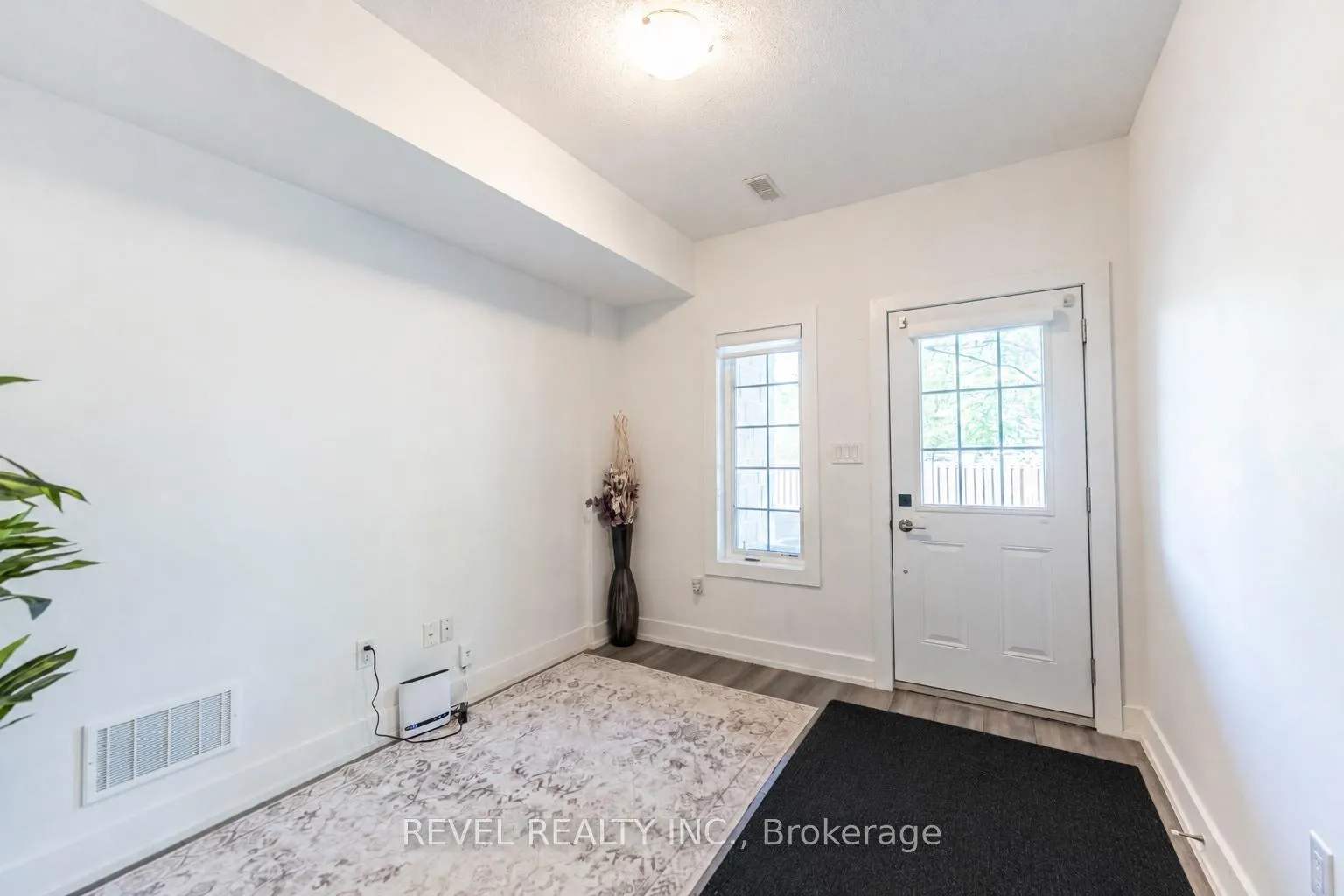 Photo 6 of Unit 114, 1401 Plains Road E, Burlington, Freeman — HOMEH