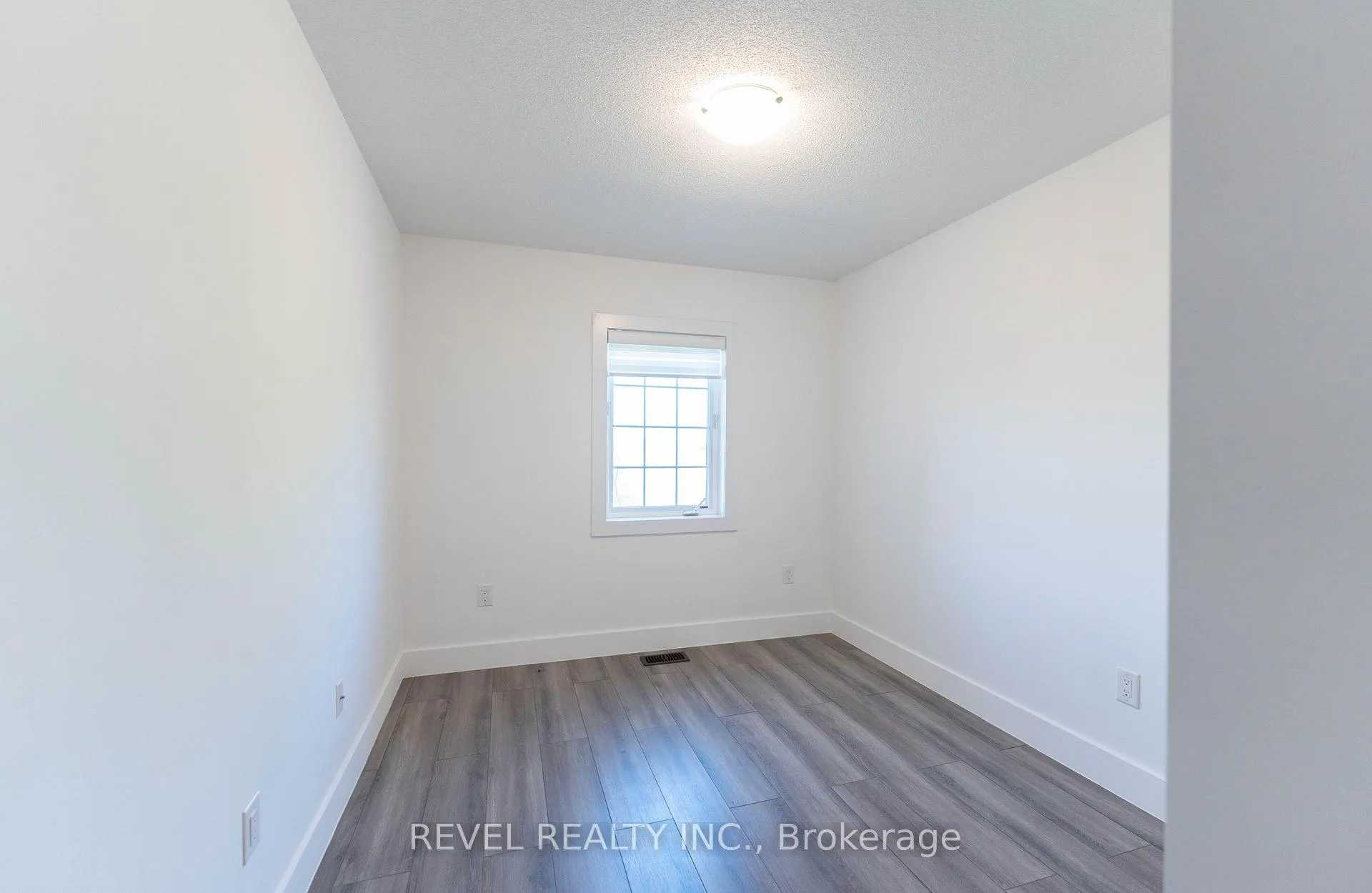 Photo 18 of Unit 114, 1401 Plains Road E, Burlington, Freeman — HOMEH