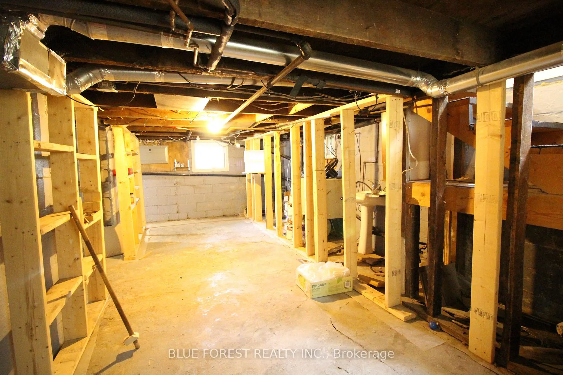 Photo 16 of 175 Davis Street, Sarnia — HOMEH